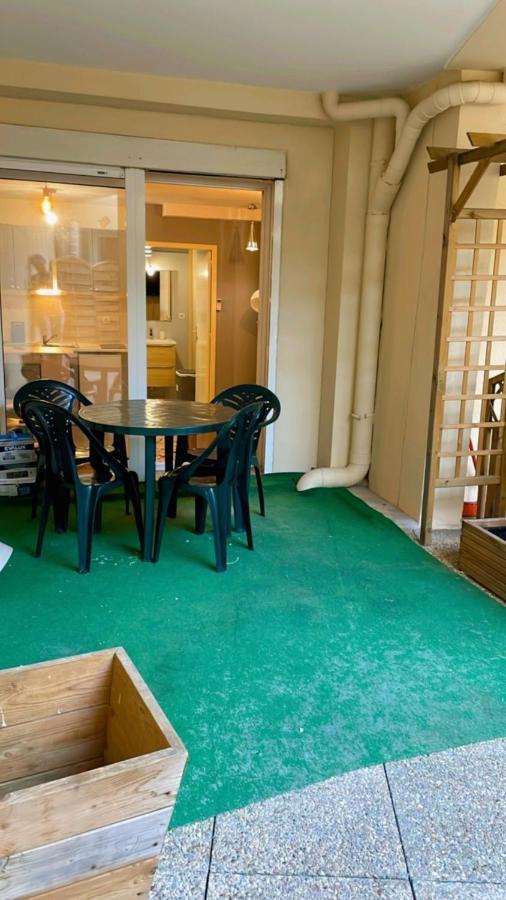 Plenitude Terrasse Apartment Le Mans Exterior foto